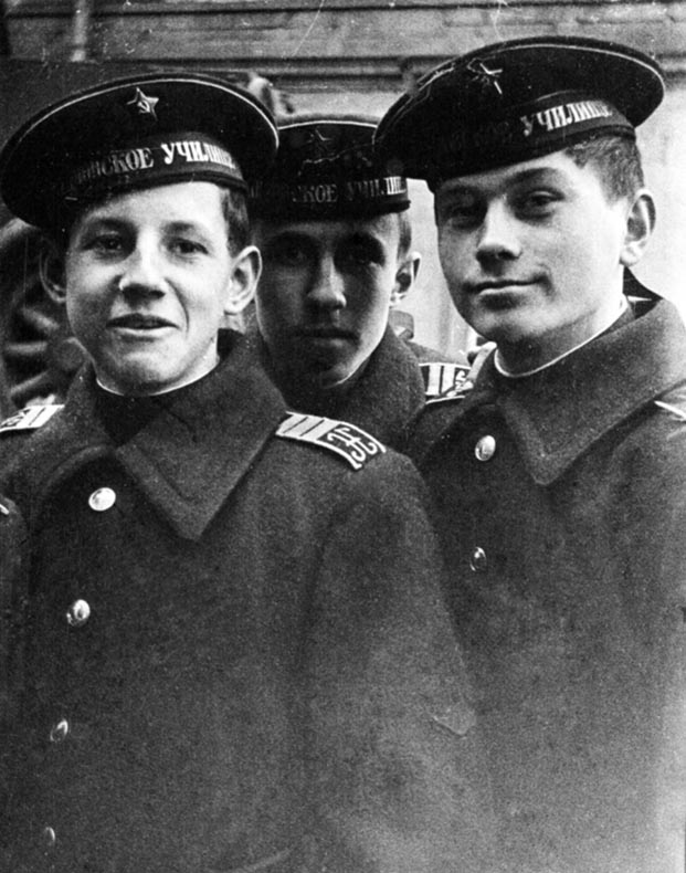 ПопковАА-8-В начале славных дел...Попков, Константинов, Клочков 1969 г.-790.jpg